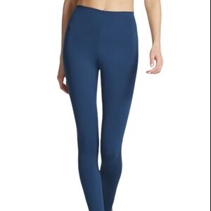 Commando Fast Track Navy Leggings with Back Pocket - Medium - like new